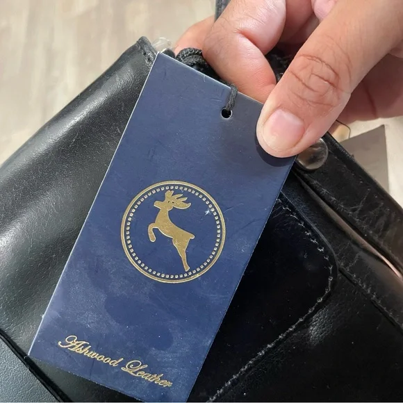 Ashwood genuine leather cross body bag nwot - Picture 6 of 6